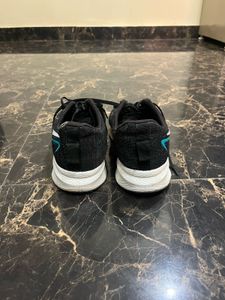 Nike Zoom Gravity Running Shoes