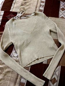 Full Sleeves Fitted Top