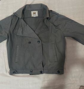 Campus Sutra Windcheater Jacket. Grey