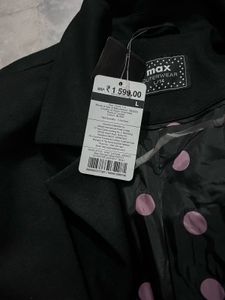 Max Black Blazer