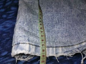 Light Wash Wide Leg Jeans