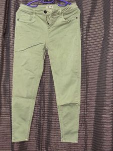 Light Green Slim Fit Jeans 👖 🪴