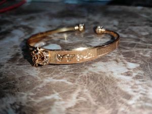 Gold-toned Bangle
