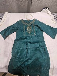 Emerald Green Embroidered Kurta