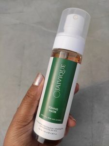 Toning Water With Cica , Rose And Licorice