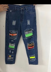 Distressed Blue Jeans 🌼