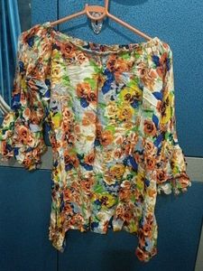 Floral Print Ruffle Sleeve Top