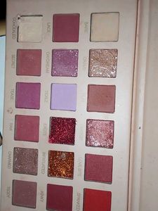 Nude Eye Shadow Palette