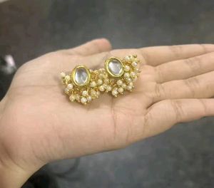 Elegant Kundan Pearl Stud Earrings