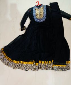 Beautiful Black Anarkali Set