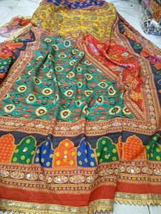 🤩NEW BIG Colourful Print Chunni