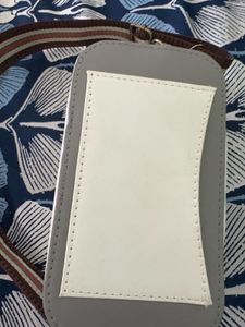 Grey White Sling 💼 Bag