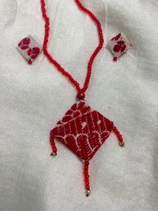 Red Beaded Necklace Set