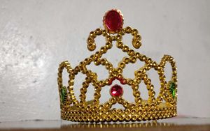 New Birthday Crown..👑👸🏻