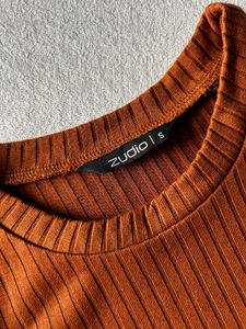 Rust Ribbed Puff Sleeve Top -S