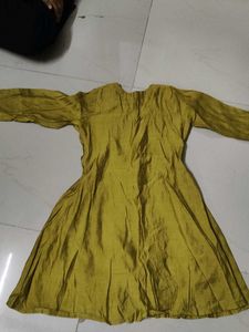 Elegant Olive Green Kurta Set