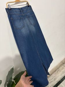 Back Slit Denim Skirt