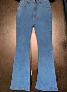 Bootcut Jeans