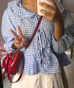 blue Peter Pan collar top