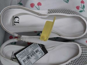 LIMITED TIME OFFER CARLTON LONDON MULES