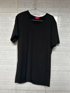 WOMENS BLACK T-SHIRT (IMPORTED)