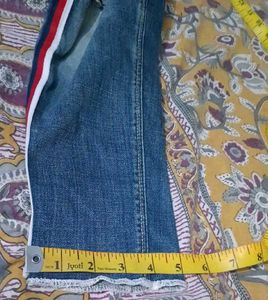 Trendy knee cut Jeans with Side Stripe