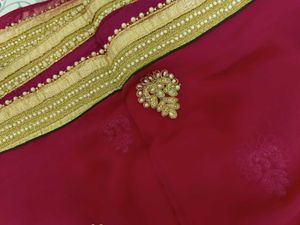 Beautiful Pink Saree With Blouse