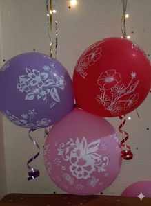 10 Floral Balloons