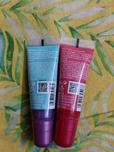Essence Juicy Bomb Tinted Lipgloss