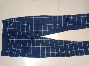 Skinny Pant For Girls (28 Waist Size)
