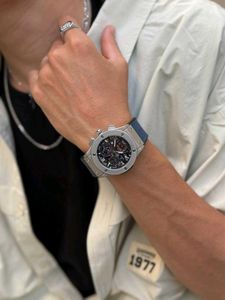 Stylish Men&#39;s Watch
