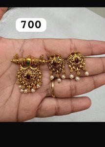 Mangalsutra Pendant With Earrings