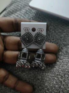 Jhumka Set