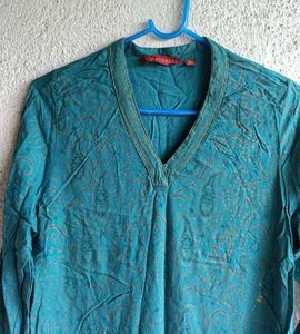 Teal Paisley Print V-Neck Top