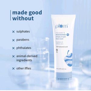 Plum Niacinamide Face Wash (100ml)