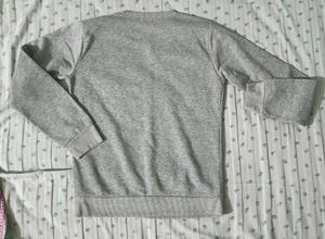 Queen Graphic Sweatshirt
