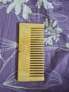Wooden Comb Set