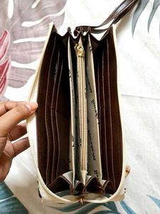 Sunflower Wallet With Multiple Chains