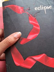 Eclipse – A Gripping Tale of Shadows, Secrets.
