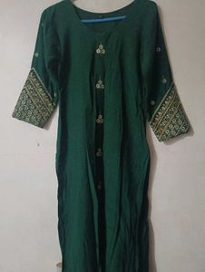 Elegant Green Embroidered Kurta