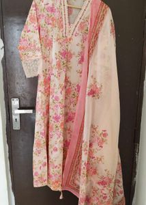 NewUnused PureCotton AlineCutdana FloralPrint Suit