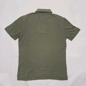 ESSENTIAL Polo T-shirt