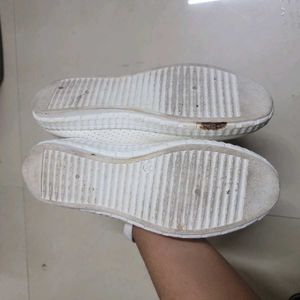 Women White Sneakers/ Casual shoes
