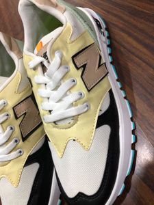 New Balanca Sneakers Size UK 9