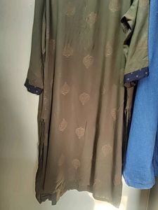 Woman&#39;s Kurta