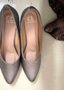 Carlton London Heels