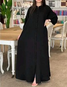 Elegant Black Maxi Dress