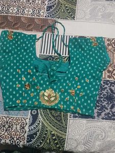 Elegant Green Ethnic Saree with stiched blouse-34