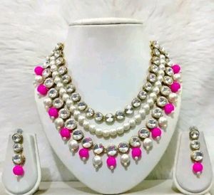 Pearl And Stone Jewellery Set