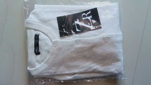 ZR White Casual T-Shirt - New with Tags